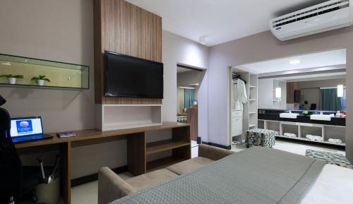 Royal Suite (2 Adults)