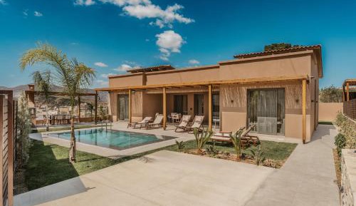 Villa with Private Pool