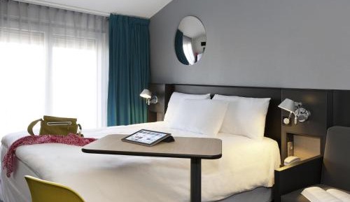 Standard Room with 1 Double Bed and 1 Sofa Bed 
