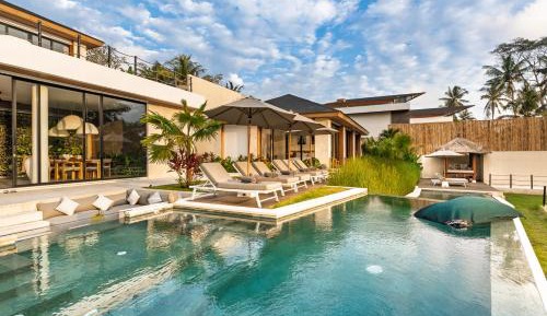 Villa with Private Pool