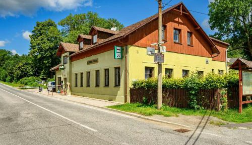 Twin Room with Bathroom
