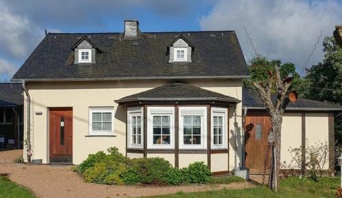 One-Bedroom Holiday Home
