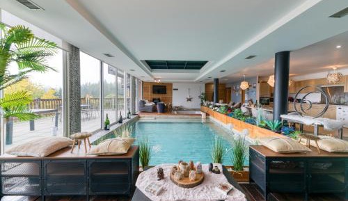 Three-Bedroom Superior Apartment