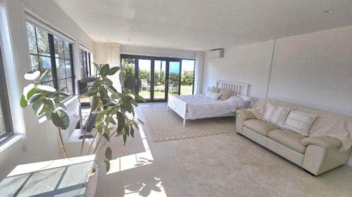 King Room with Garden View