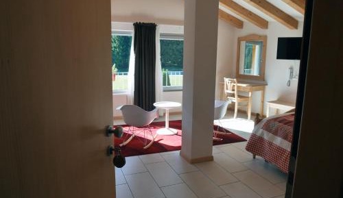 Suite with Mountain View