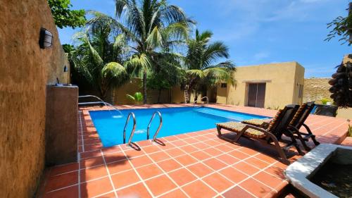 Villa with Garden View