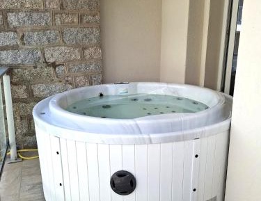 Double Room with Spa Bath