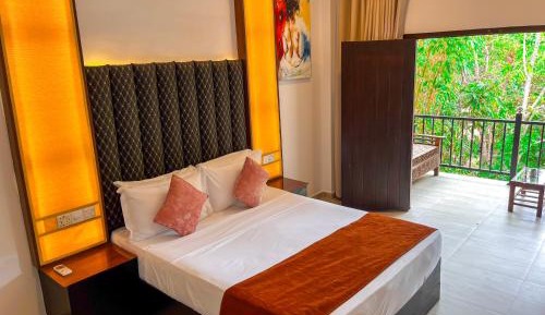 King Room with Pool View