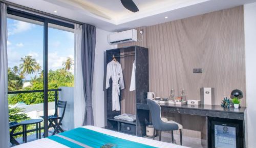 Deluxe Double Room with Balcony