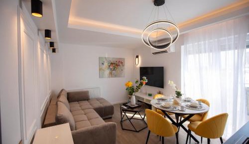 Two-Bedroom Apartment with City View