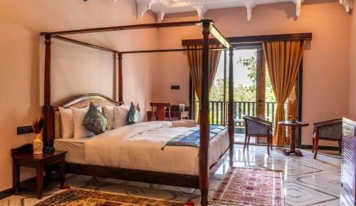 King Room with Pool View