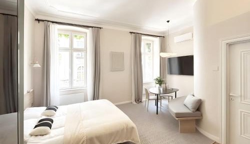 Suite Apartment