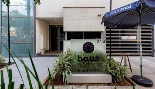 Studio Apartment with Balcony