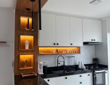 Two-Bedroom Apartment with Mountain View