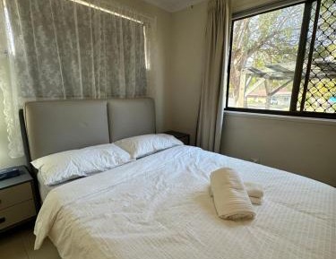 Twin Room with Private External Bathroom