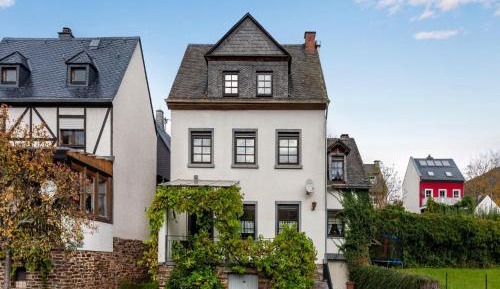 Four-Bedroom Vacation Home