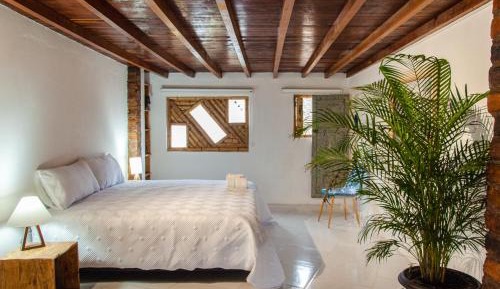 Standard Double Suite