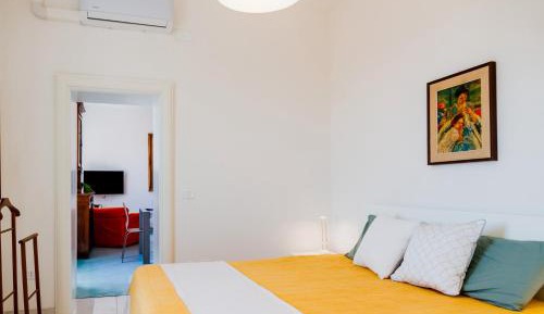 Superior One-Bedroom Apartment