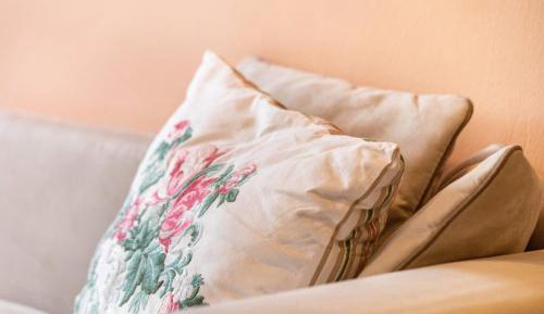 Superior One-Bedroom Apartment