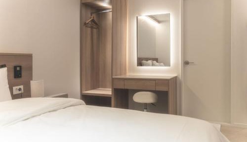 Deluxe Double Room with Bath