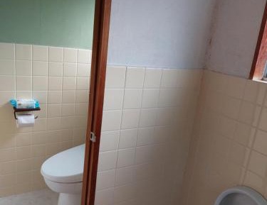 Twin Room with Shared Bathroom