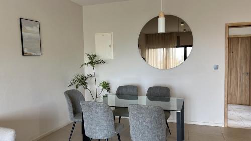 Deluxe Two-Bedroom Apartment with Garden View