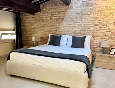 Deluxe Double Studio