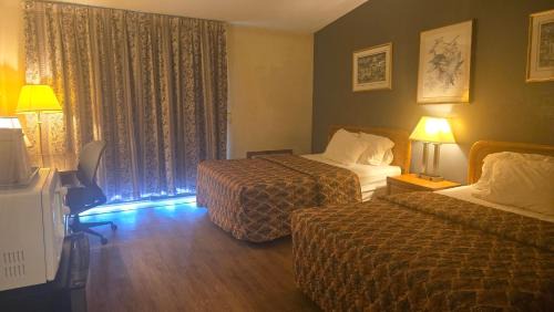 Queen Room with Two Queen Beds