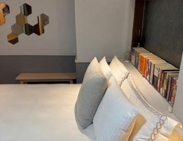 Standard Double Room with Shared Bathroom