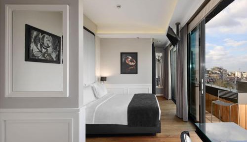 Deluxe Double Room with View