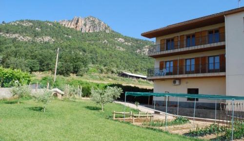 Apartment with Garden View