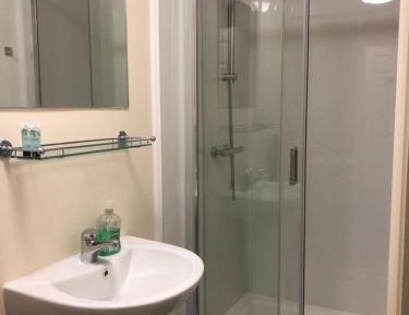 Single Room with Private External Bathroom