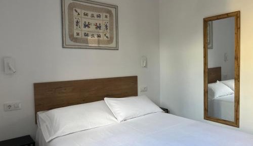 One-Bedroom Apartment with Terrace