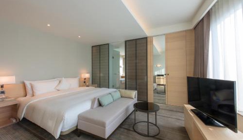 Cozzi Corner King Room