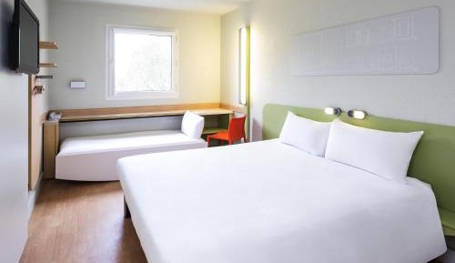 Double Room with Extra Bed