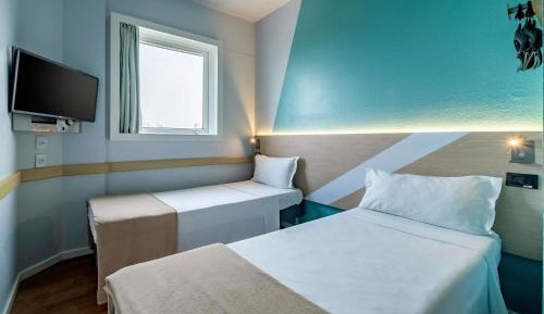 Superior Room with Two Twin Beds