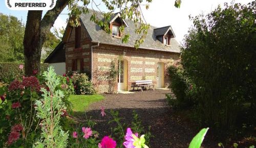Two-Bedroom Holiday Home