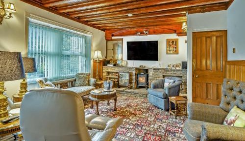 Four-Bedroom Vacation Home