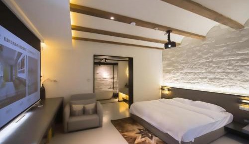 King Room with Garden View