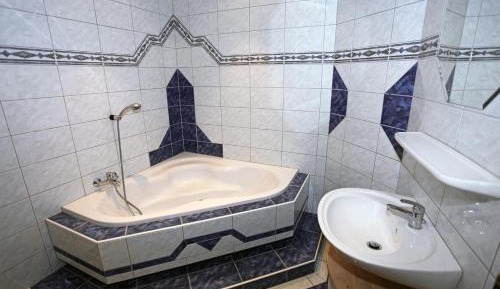 One-Bedroom Apartment with Terrace