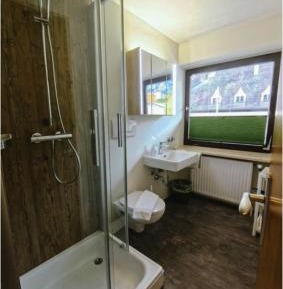 Deluxe Double Room with Shower