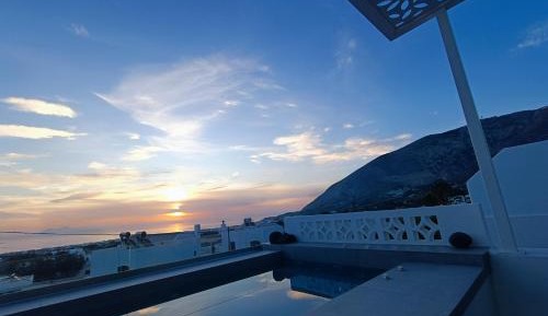 Suite with Private Pool