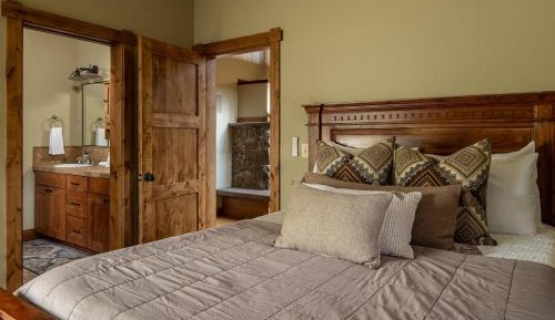 Four-Bedroom Vacation Home