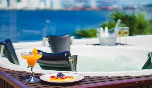 Standard Double Suite