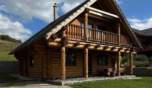 Three-Bedroom Vacation Home 