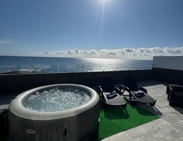 One-Bedroom Apartment with Sea View and Terrace