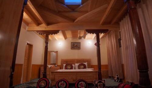 Double Room with Mountain View