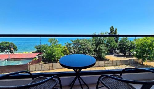 One-Bedroom Apartment with Sea View and Terrace