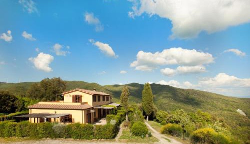 Apartment with Garden View