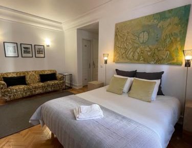 Double or Twin Room with Private Bathroom